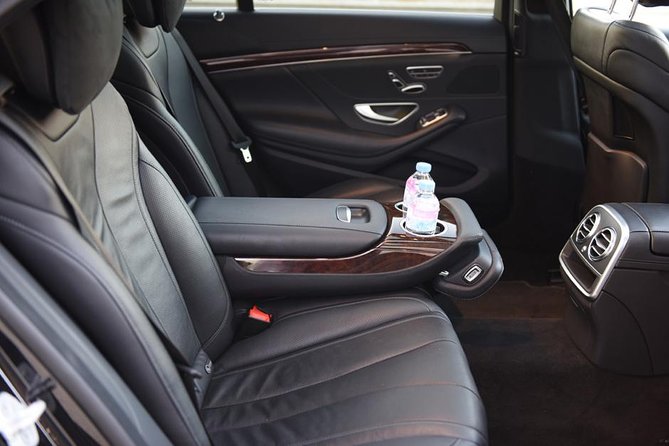 Private Transfer from Sankt-Moritz to Zurich Airport - The in-car ride: comfort, WiFi, and getting ready to fly