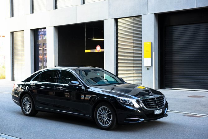 Private Transfer from Sankt-Moritz to Zurich Airport - Families welcome: free child seats on request