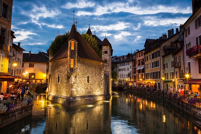 Private Trip from Geneva to Annecy in France - Château d’Annecy: castle time plus big lake views