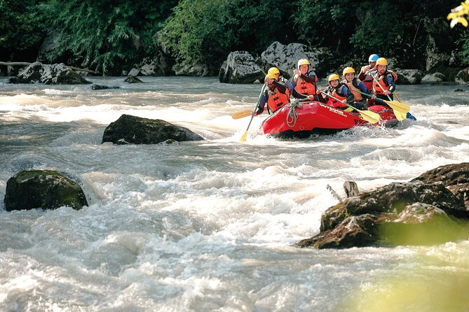 River Rafting Simme with OUTDOOR - On the Simme River: Class II and III Rapids to Därstetten