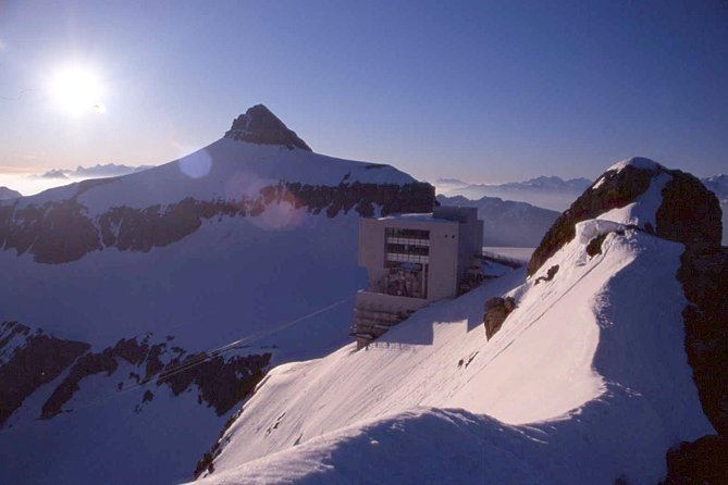 Riviera Col du Pillon & Glacier 3000 from Lausanne - Glacier 3000 by cable car: snow fun without ski skills