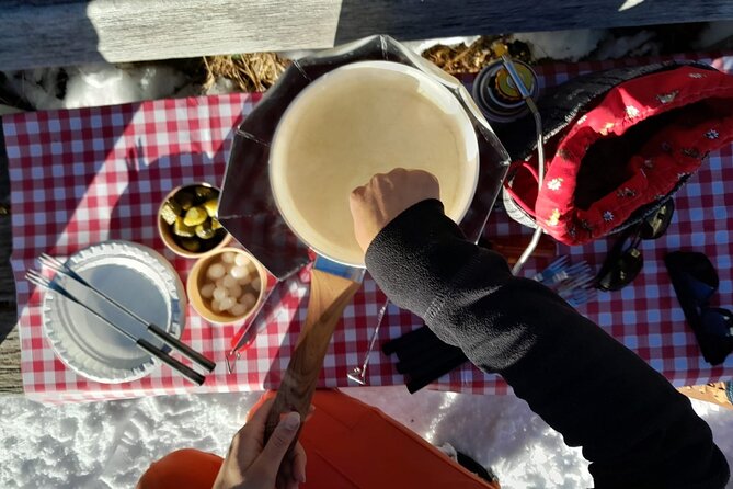 Sledding Cheese Fondue, Chocolate - Price and Logistics: What You Pay Extra, and Why It Can Still Be Worth It