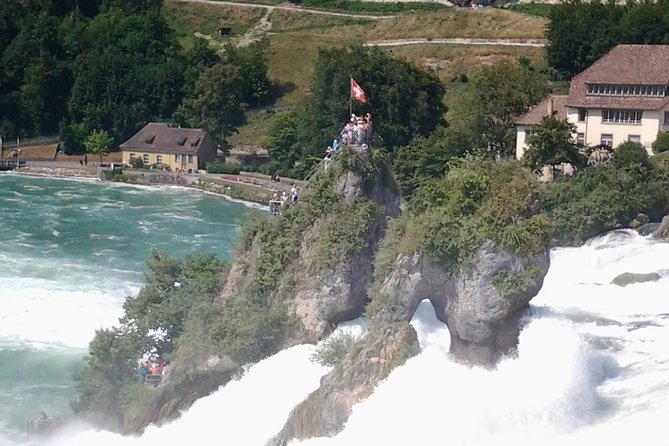 Stein am Rhein and Rhine Waterfalls Day Trip from Zürich - Small-group energy, and why 12 matters