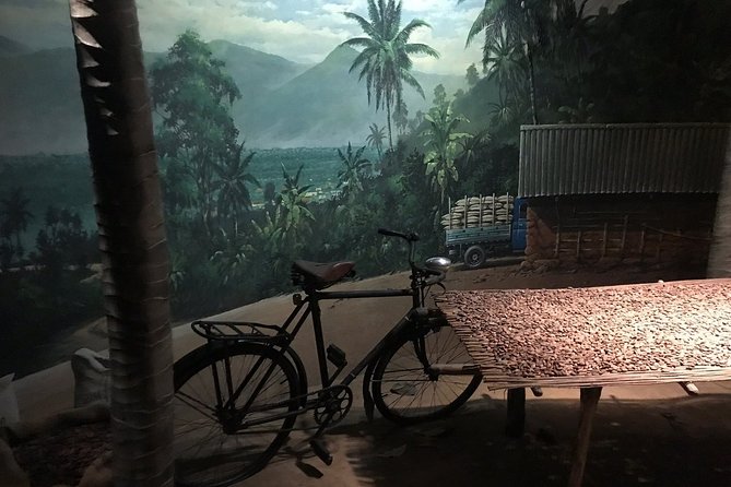 Swiss Chocolate Adventure at Swiss Museum of Transport in Lucerne - The Chocolate Sample Moment, and Why It’s a Smart Finish