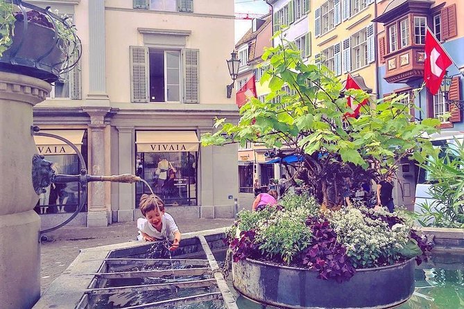 The Best of Zurich Including Panoramic Views in a Small Group Walking Tour - Lake Zurich and the Easy Ending at Bürkliplatz