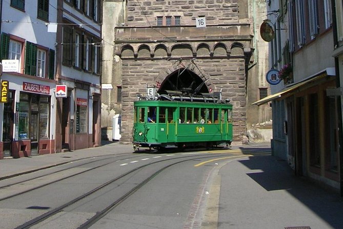 Tour on the vintage tram - Key points to know before you ride