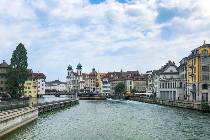 Touristic highlights of Lucerne on a Private half day tour with a local - When to book, and how far ahead Lucerne tours tend to fill