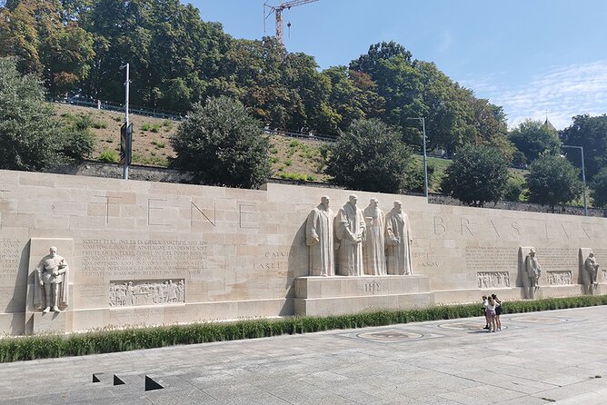 Unusual Audio Tour of Geneva - Key things you’ll notice on this Geneva audio tour