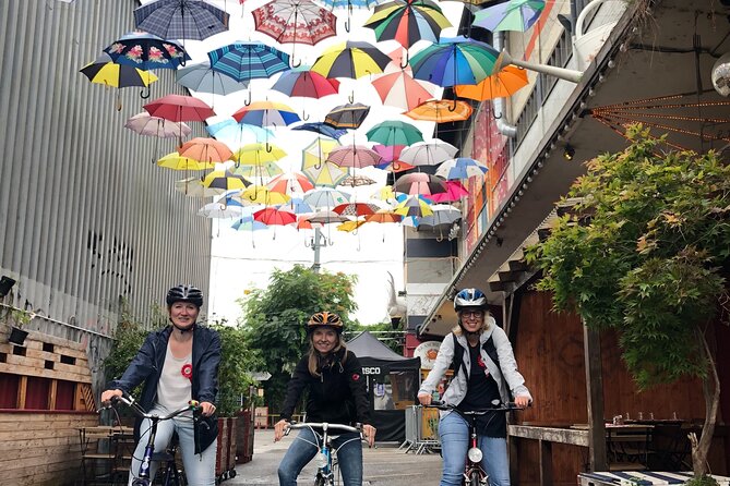 Urban Bike Tour Zurich - The old railway viaduct, shopping and culture on a former route