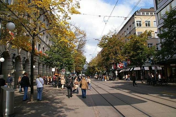 Walking tour of Zurich - your first overview of the city (Private Tour) - Key highlights you will feel immediately