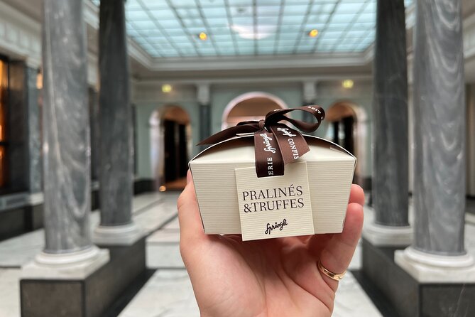 Zurich Food Tour with 10 Local Delicacies, Cheeses & Chocolates - Tips to Enjoy It More, From Shoes to Timing