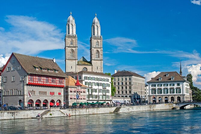 Zurich Highlights City Tour with Optional FIFA Museum Ticket - The University Quarter, ETH, and Kunsthaus Zürich Area