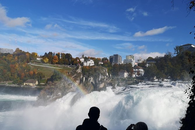 Zürich, Lindt Chocolate, Rheinfalls and Stein am Rhein - Lindt Chocolate Factory Outlet in Kilchberg: a sweet break with real value