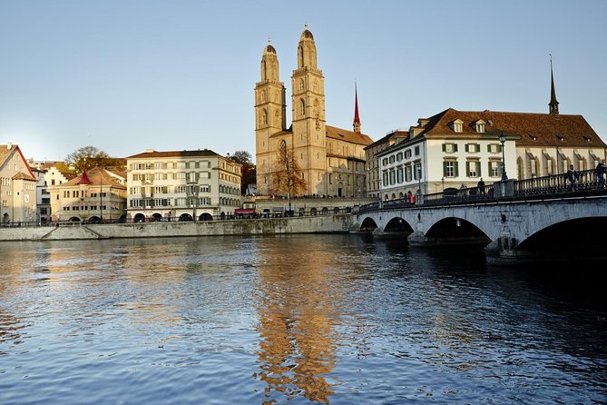 Zurich Old Town Walking Tour - Why this 2-hour Old Town route works in Zurich