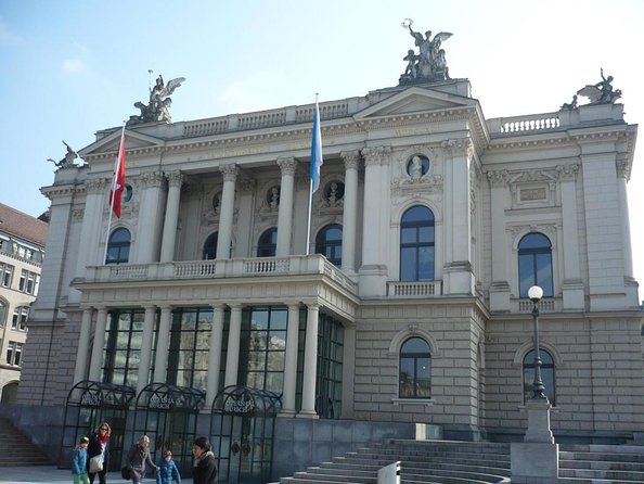 Zürich Private Walking Half-Day Trip with optional Lake Cruise - Key things I’d focus on before you go